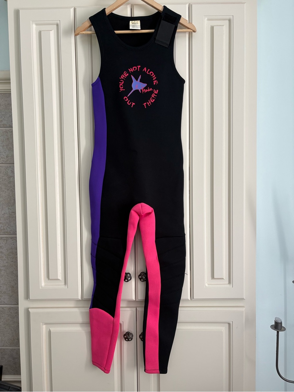 MAKO Black Full Length Shark Sleeveless Wetsuit "You're Not Alone Out There" XS